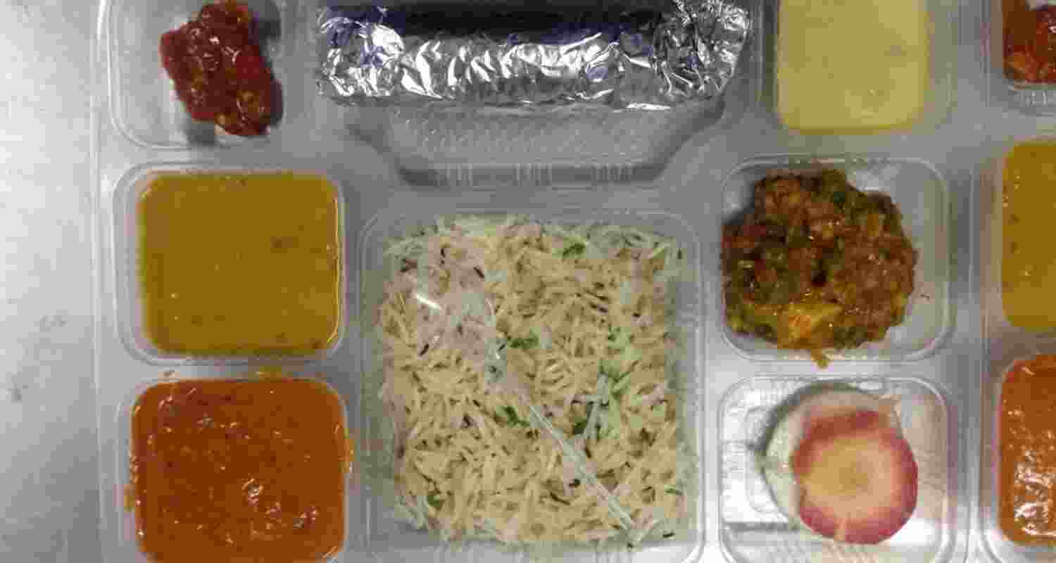 Unhygienic meal for Vande Bharat seized in Kochi raid Unhygienic meal for Vande Bharat seized in Kochi raid